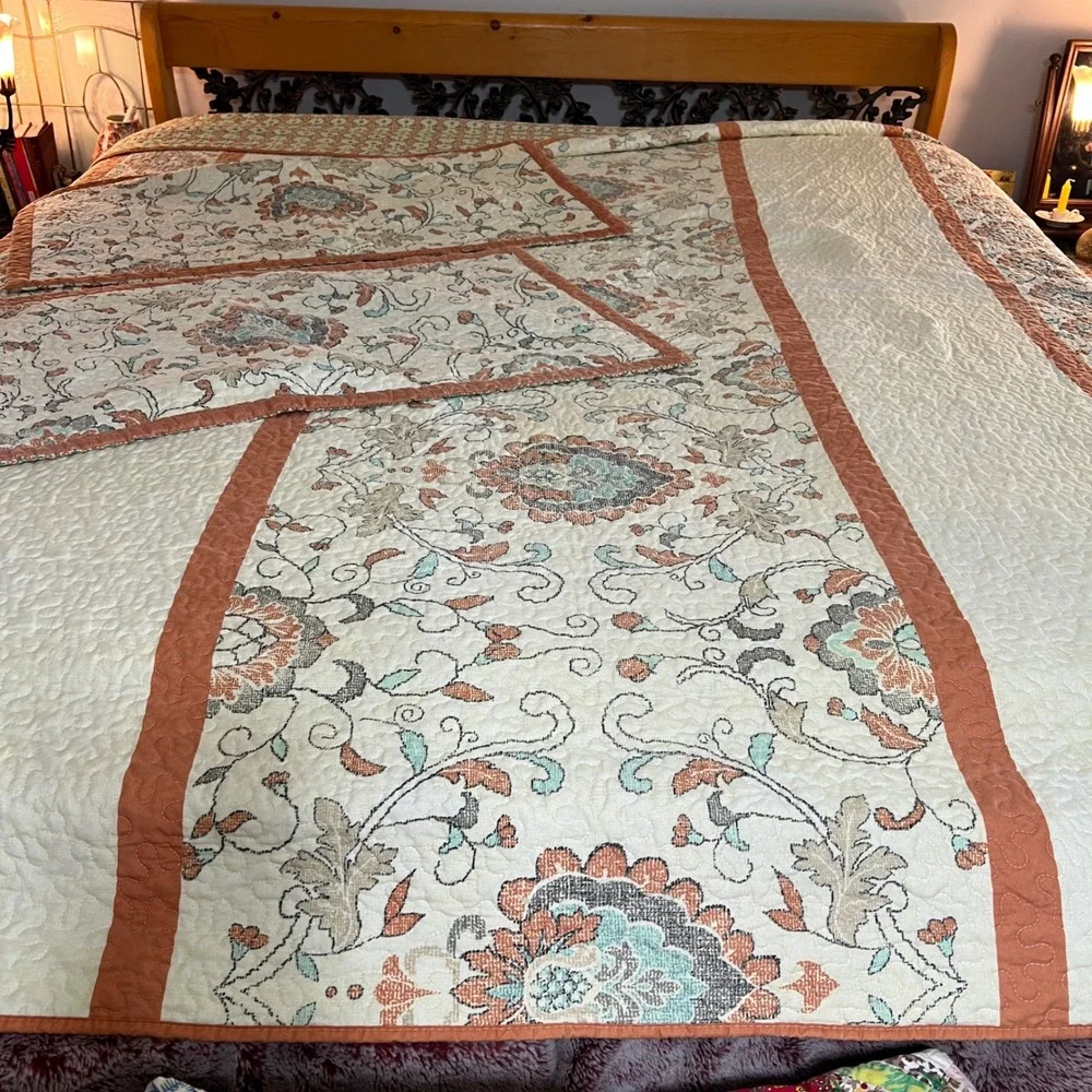 Floral Medallion Reversible Quilt Set Terracotta Teal Cream 3‎ Piece Bedding Set